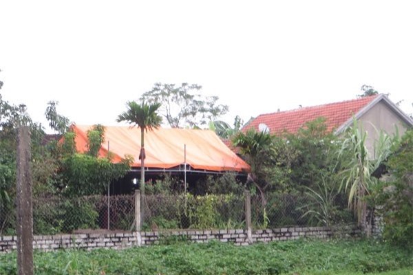 Con trai đau đớn kể lại phút chứng kiến mẹ tử vong