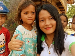 Thủ tướng truy tặng Bằng khen cho cô gái tình nguyện tử nạn