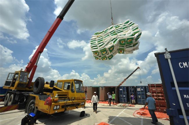 Việt Nam đang xuất siêu 3,18 tỷ USD