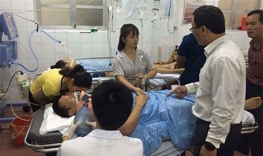 Tàu hỏa đâm ô tô tại Hà Nội: Tổng công ty Đường sắt nói gì?