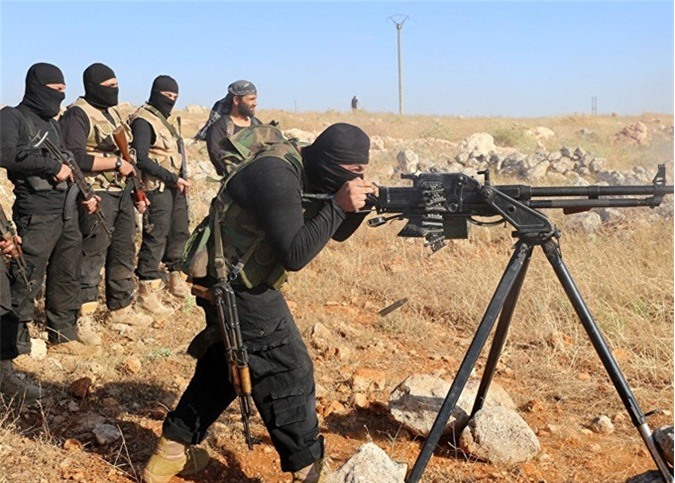 Mỹ tính cung cấp vũ khí cho quân nổi dậy Syria chống Nga