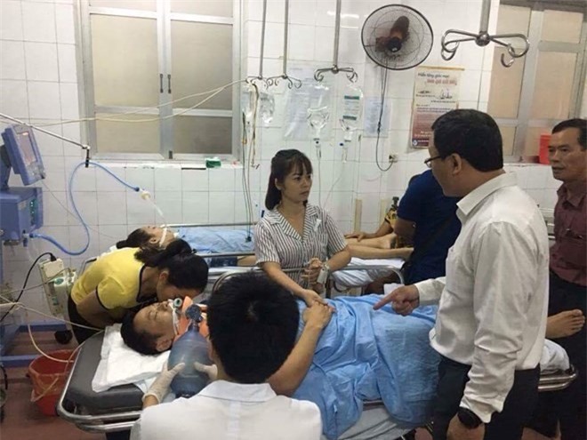 Tàu hỏa đâm ô tô tại Hà Nội: Sức khỏe tài xế ô tô đang nguy kịch