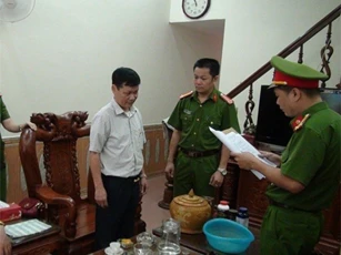 Vì sao nguyên giám đốc Công ty XSKT Hà Giang bị bắt?