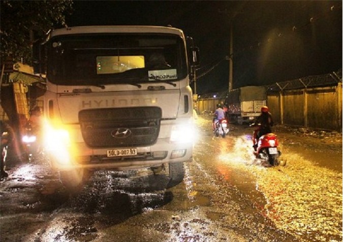 Đi trên đoạn đường "tử thần", thanh niên bị xe bồn cán tử vong