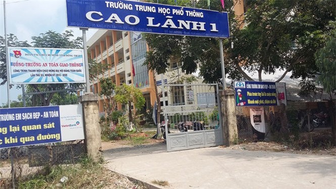 Khai trừ Đảng thầy giáo quan hệ với nữ sinh lớp 11