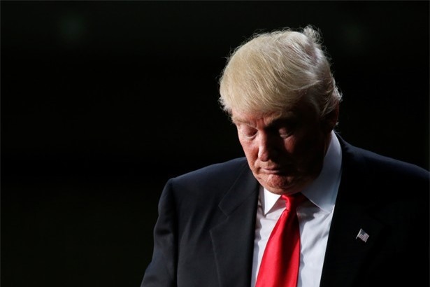 Nhiều thành viên đảng Cộng hòa quay lưng với Trump