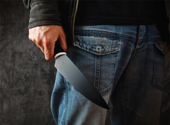 Thanh niên đâm chết hàng xóm vì hát karaoke gây ồn ào