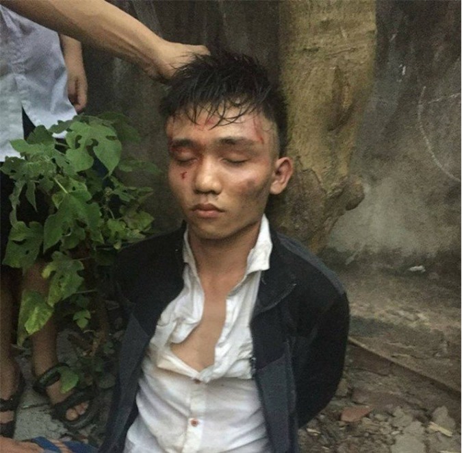 Bắt gọn kẻ táo tợn dùng dao tấn công chủ quán tạp hóa ở Hà Nội