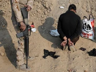 Thất thủ trước quân đội Iraq, IS rủ nhau tháo chạy khỏi Mosul