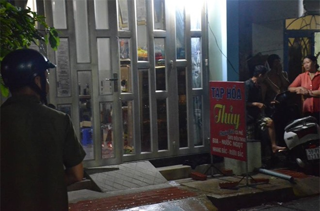 Điều tra vụ chủ quán tạp hóa ở Sài Gòn nghi bị giết trong nhà tắm