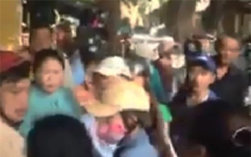 Dân vây bắt "nữ quái" chuyên trộm vàng ở Quảng Nam 