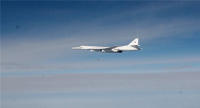 Mỹ xin lỗi Nga vụ máy bay suýt đụng nhau ở Syria