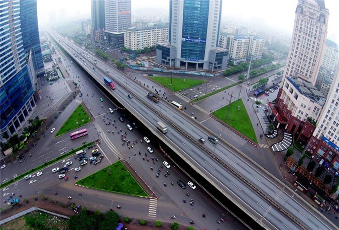 Bộ Giao thông và Hà Nội "tiêu" tiền ngân sách nhiều nhất cả nước