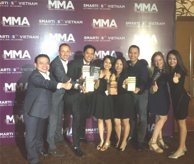 FrieslandCampina Việt Nam giành 5 giải thưởng SMARTIESTM Việt Nam 2016