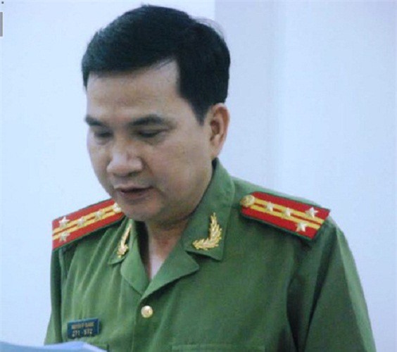 Ông bố "giam lỏng" hai đứa con: Công an TP. HCM nói gì?