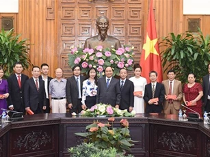 Thủ tướng làm việc với Hiệp hội Doanh nghiệp nhỏ và vừa Việt Nam