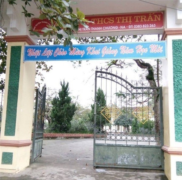 Tin mới vụ học sinh cầm dao truy sát thầy giáo phải cấp cứu