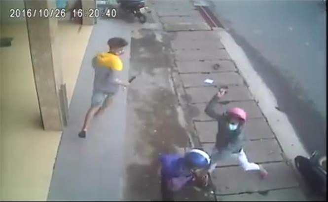 Truy bắt côn đồ cầm dao chém người xối xả giữa phố ở Đồng Nai