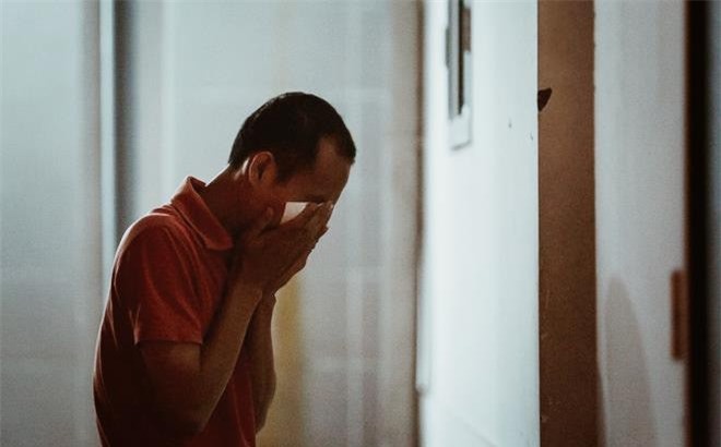 Con trai nghệ sĩ Phạm Bằng  suy sụp vì không kịp gặp bố