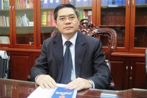Thứ trưởng Bộ Tư pháp Đinh Trung Tụng thôi chức