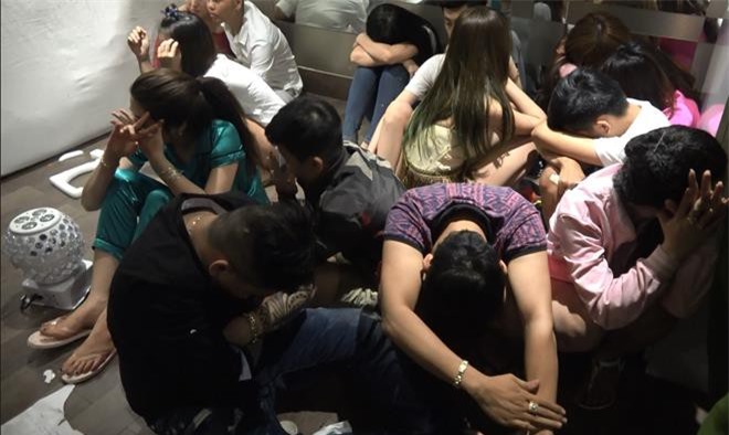 Khởi tố 3 người trong tiệc ma túy mừng sinh nhật "cậu ấm" ở Sài Gòn