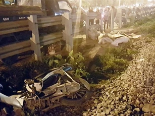 Tai nạn tàu hỏa nghiêm trọng, 2 người tử vong