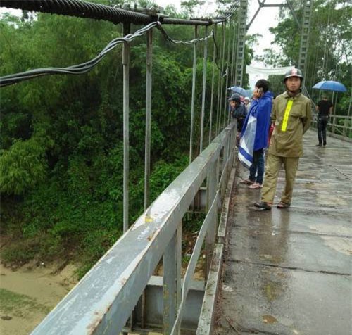 Đau xót phát hiện thi thể cô giáo mầm non dưới chân cầu