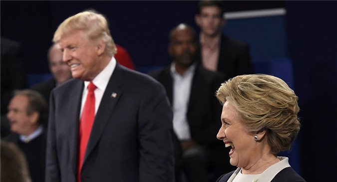 Quan điểm trái chiều của Donald Trump và bà Clinton về Nga