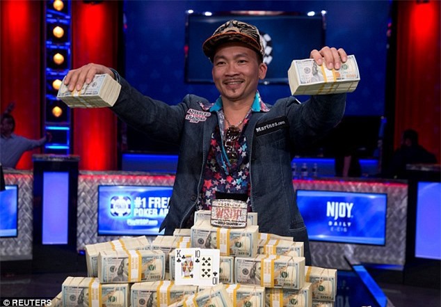 Tay chơi Poker người Việt giành giải thưởng gần 180 tỷ đồng