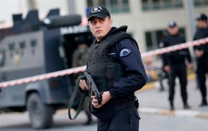 Thổ Nhĩ Kỳ bắt thêm nhiều học giả liên quan tới vụ đảo chính