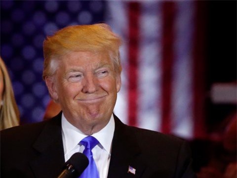 Cụm từ tìm kiếm "Trump thắng" trên Google tăng chóng mặt