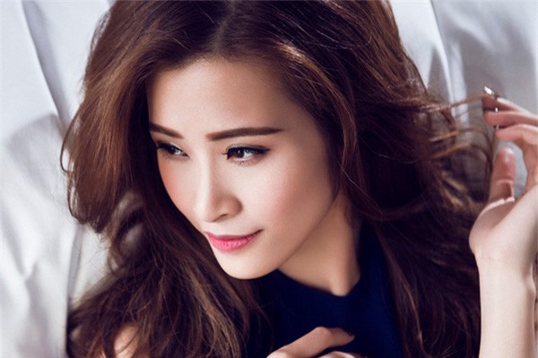 Đông Nhi đoạt danh hiệu "Nghệ sỹ Đông Nam Á xuất sắc nhất" tại MTV EMA