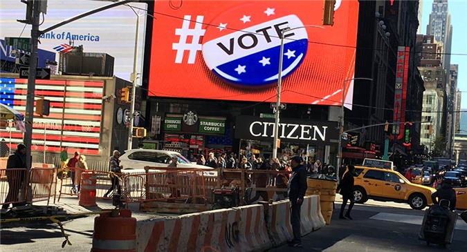 Bầu cử Mỹ 2016: Các bang quan trọng bắt đầu mở cửa bỏ phiếu