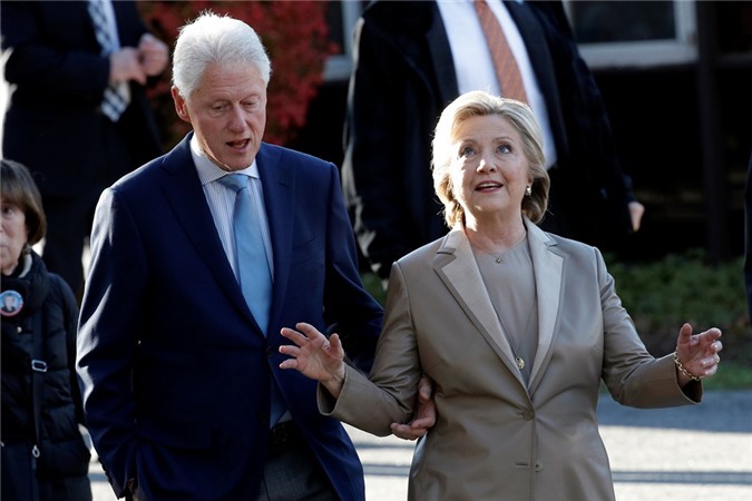 Hillary Clinton giả làm ma nơ canh kêu gọi cử tri đi bầu cử Tổng thống Mỹ