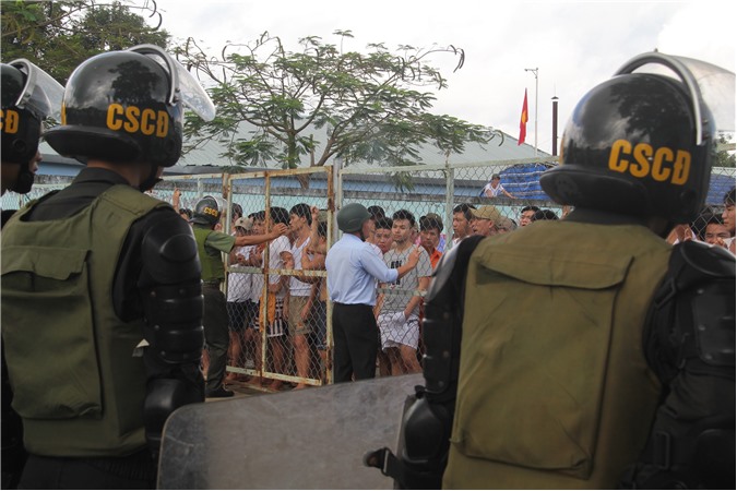 Giải quyết cho học viên cai nghiện về gia đình sau vụ náo loạn