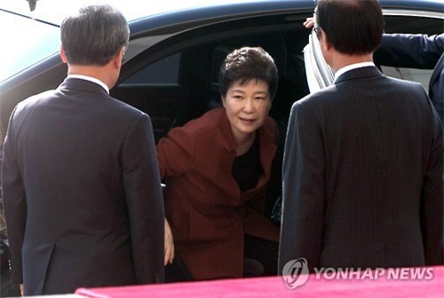 Hàn Quốc: Tổng thống bị phe đối lập "làm khó" dù đã nhượng bộ