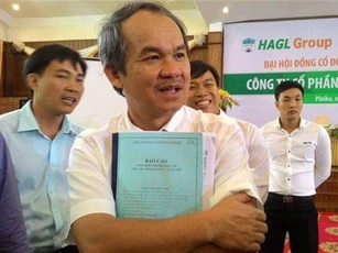 Vì sao Công ty bầu Đức trượt dài trong thua lỗ?