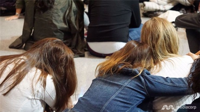 AP: "Tổng hành dinh" của Hillary Clinton biến thành "đám tang chính trị"