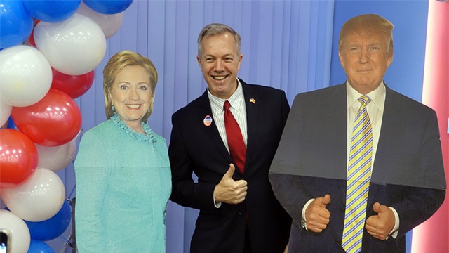 Bầu cử tổng thống Mỹ: Đại sứ Mỹ ngủ không ngon vì cuộc bầu cử