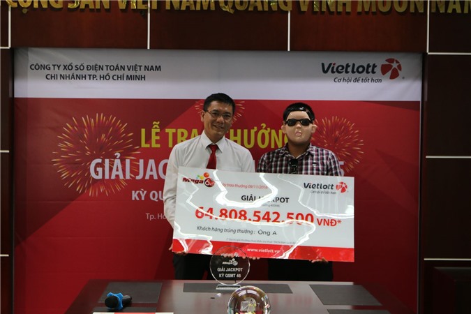 Người trúng xổ số kiểu Mỹ gần 65 tỷ đã chính thức xuất hiện