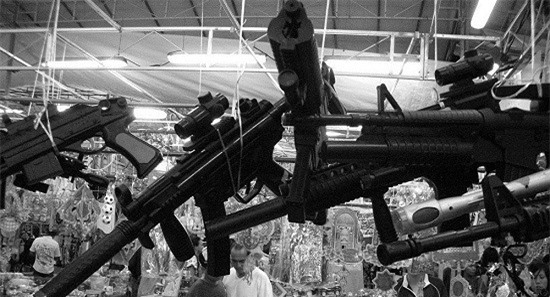 Doanh thu xuất khẩu vũ khí của Mỹ sụt giảm so với năm 2015