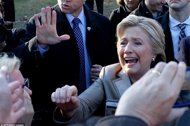 Donald Trump đã vượt xa Hillary Clinton