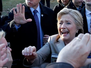 Donald Trump đã vượt xa Hillary Clinton