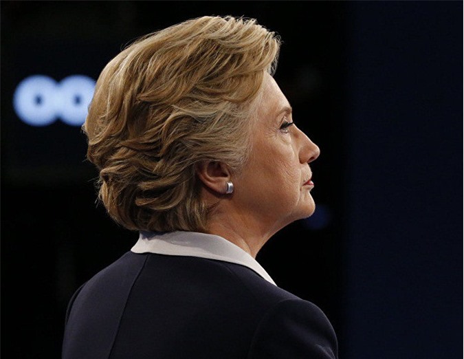 Bà Clinton "đau đớn" về kết quả bầu cử tổng thống Mỹ