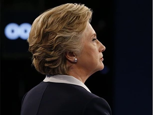 Bà Clinton "đau đớn" về kết quả bầu cử tổng thống Mỹ