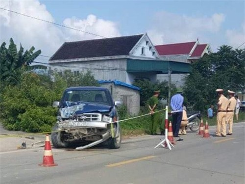 Khởi tố chủ tịch xã lái xe tông chết 2 người 