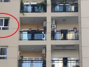 Hàng trăm hộ dân ở chung cư hỗn loạn vì cháy