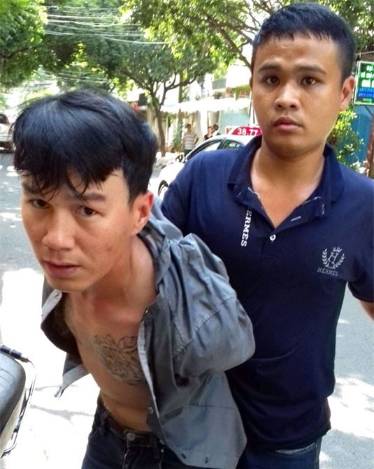 Bắt kẻ mang 2 tiền án đi trộm cần gạt nước của ô tô