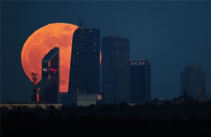 Siêu trăng lớn nhất trong vòng 70 năm sắp xuất hiện