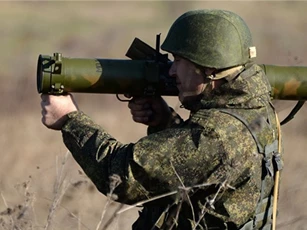 Tổng thống Putin tuyên bố quân đội Nga không đe dọa ai